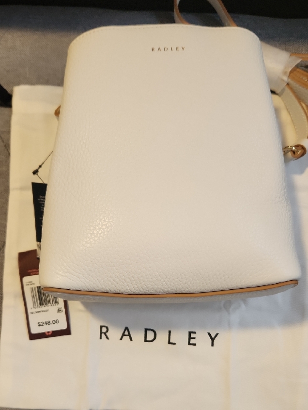 RADLEY LONDON White Crossbody Bag with Tan Trim - Picture 2 of 7